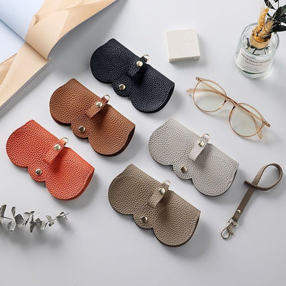 🔥【Compra 2, llévate 1 gratis】Bolsa de gafas de sol de cuero suave