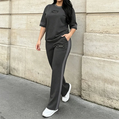Trening de Vară Dama din 2 Piese, Tricou Lejer cu Bandă Contrastantă și Pantaloni Lungi Sport, Material Fin, Respirabil și Răcoros