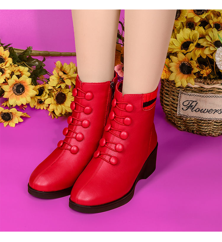 💟【50% ZNIŻKI】👢【35-41】2025 Jesienne i zimowe popularne miękkie skórzane buty na skośnym obcasie dla kobiet