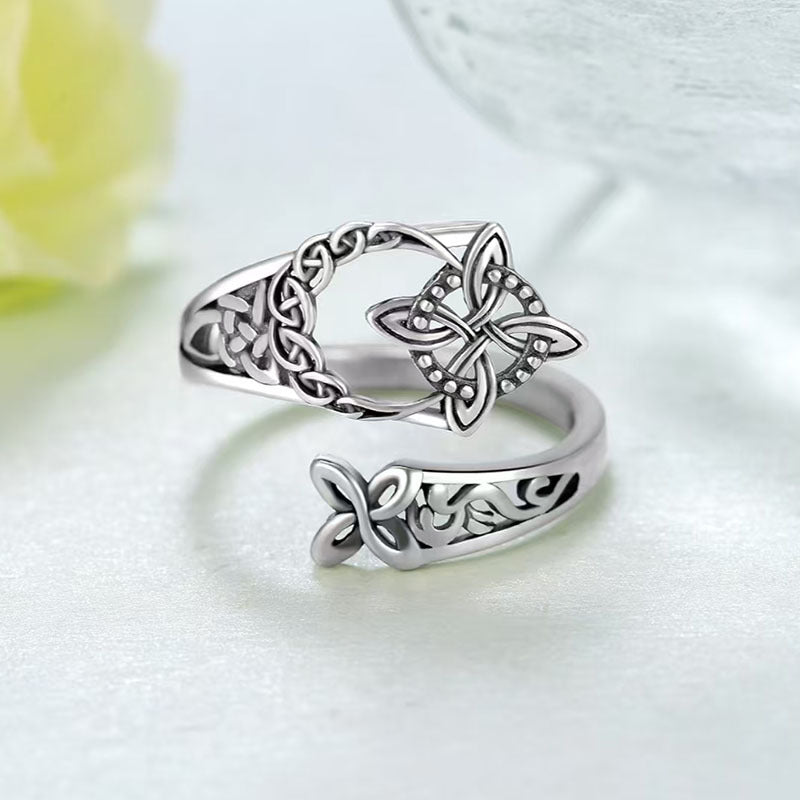 💍【Compra 1 y llévate 1 gratis】🎁Anillo de nudo celta de plata S925 con
