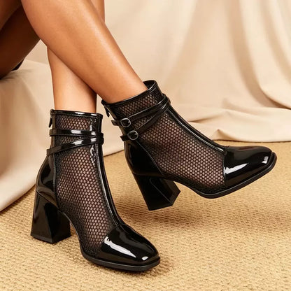 Botine scurte elegante în stil franțuzesc, cu plasă fină și piele lăcuită