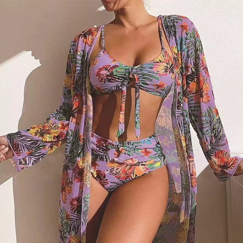 👙【S-2XL】Costum de baie sexy pentru vacanță, 3 piese, cu șal imprimat, model nou 2026