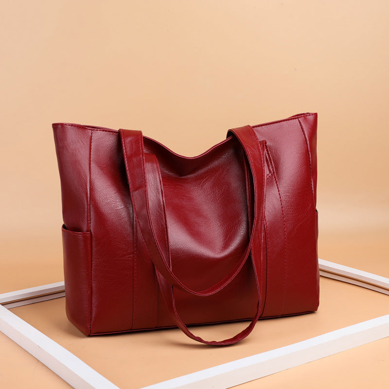 ✨👜【Gorąca wyprzedaż🔥】【Duża pojemność】Damska torba na ramię wykonana z miękkiej skóry, nowość w 2025 roku.