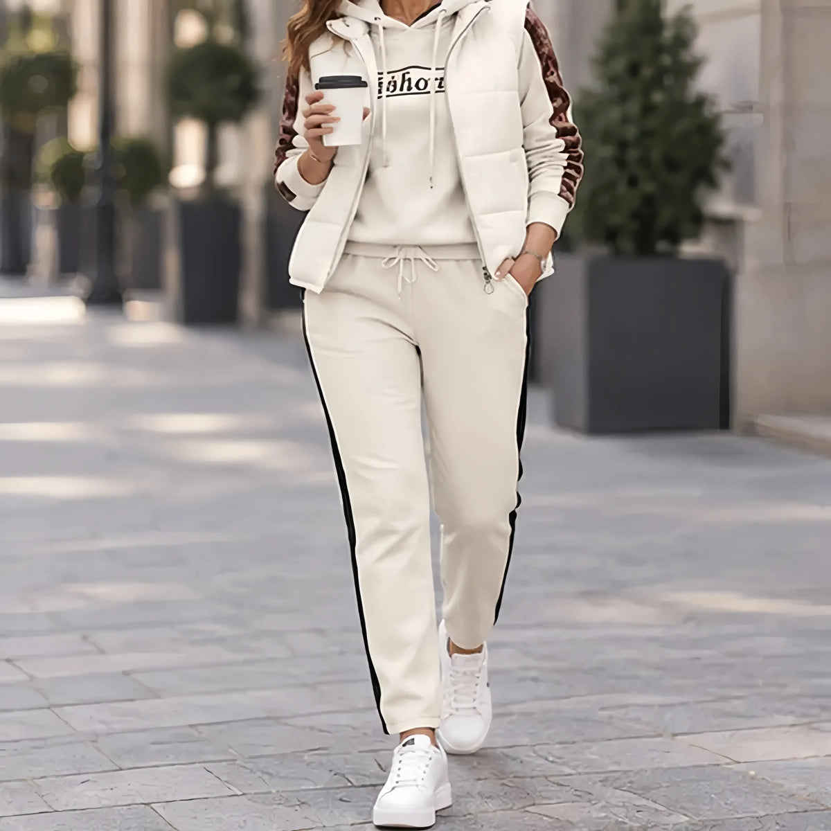 🔥🔥【Top + Vestă + Pantaloni】Set elegant și călduros din 3 piese pentru toamnă și iarnă
