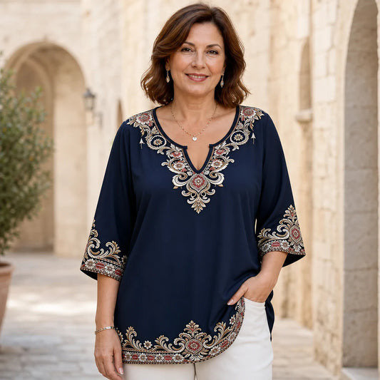 Bluză cu mânecă scurtă, decolteu în V și broderie retro, mărimi mari