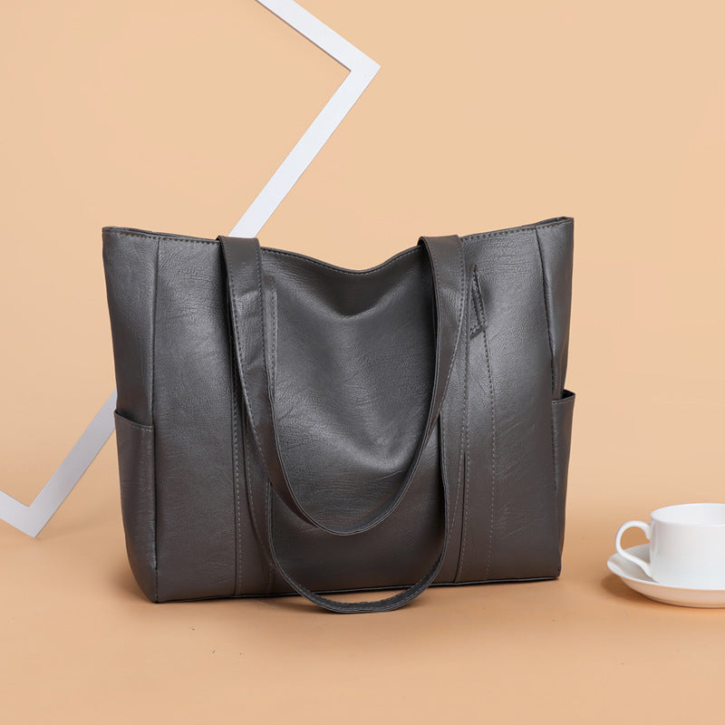 ✨👜【Gorąca wyprzedaż🔥】【Duża pojemność】Damska torba na ramię wykonana z miękkiej skóry, nowość w 2025 roku.