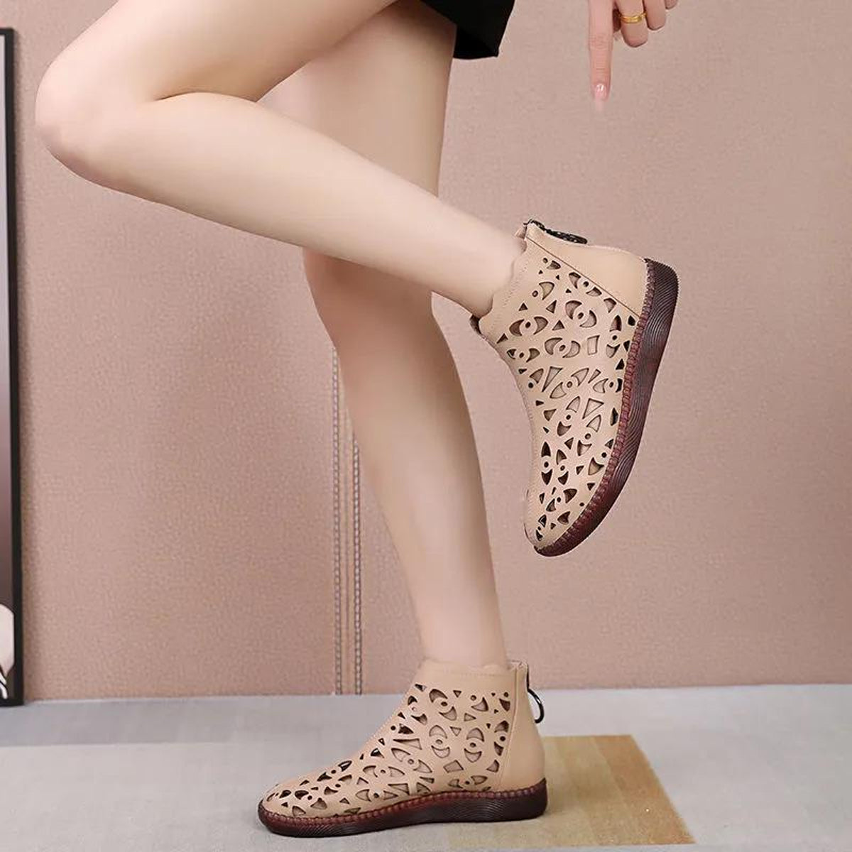 👡【Novedad para primavera】【35-42】Nuevos zapatos casuales de suela plana hueca con cuero suave, colección 2026