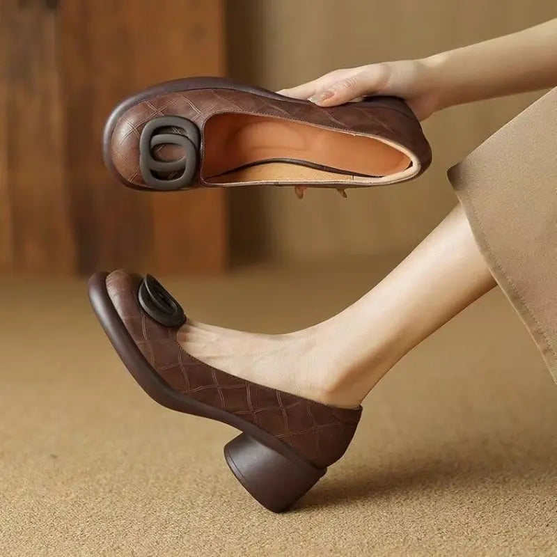 【35-40】Pantofi eleganți pentru femei cu toc gros, design retro și protecție împotriva apei