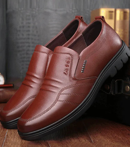 【39-44】Pantofi de afaceri casual pentru bărbați, din piele moale, cu talpă moale, stil nou 2026